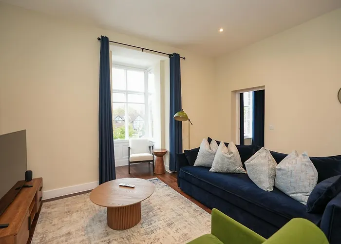 Luxury Two Bedroom Apartment Liverpool