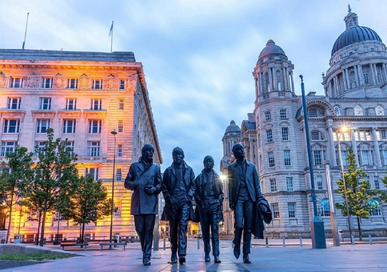 Luxury Two Bedroom Apartment Liverpool