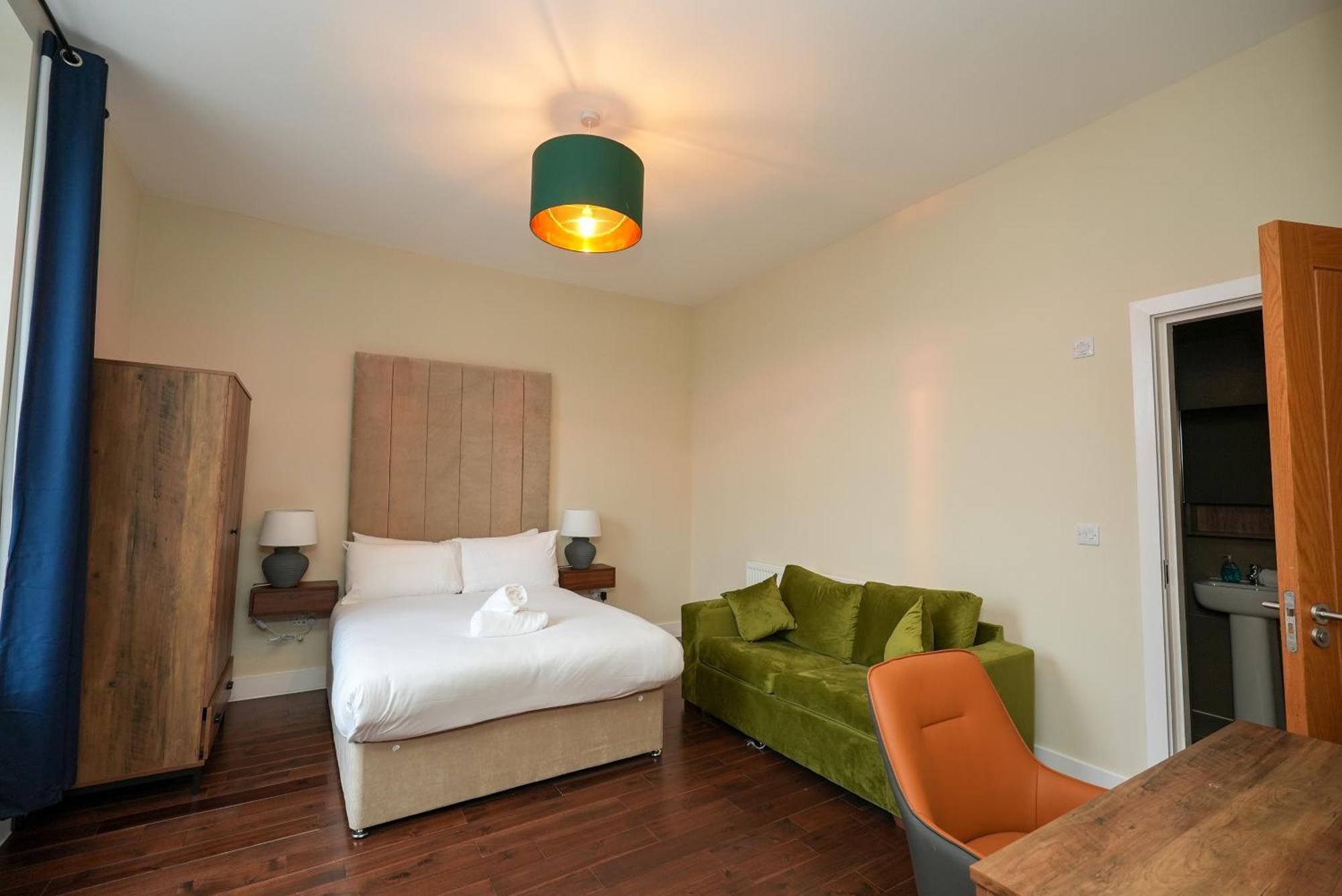 Apartment Luxury Two Bedroom Liverpool