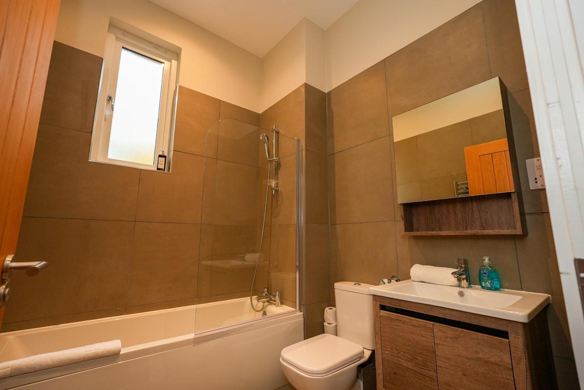 Apartment Luxury Two Bedroom Liverpool